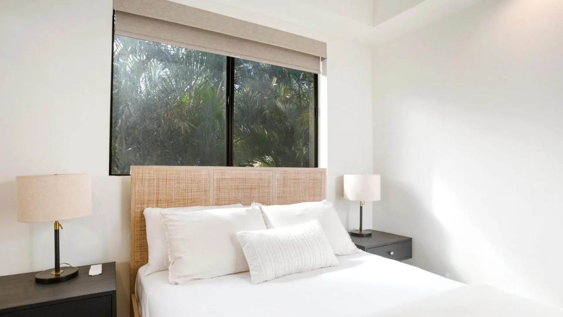 Apartment Kbm Resorts Free Car Napili Gardens Npg-C11 Massive 3 Bedroom 30 Seconds From Napili Bay Kapalua United States