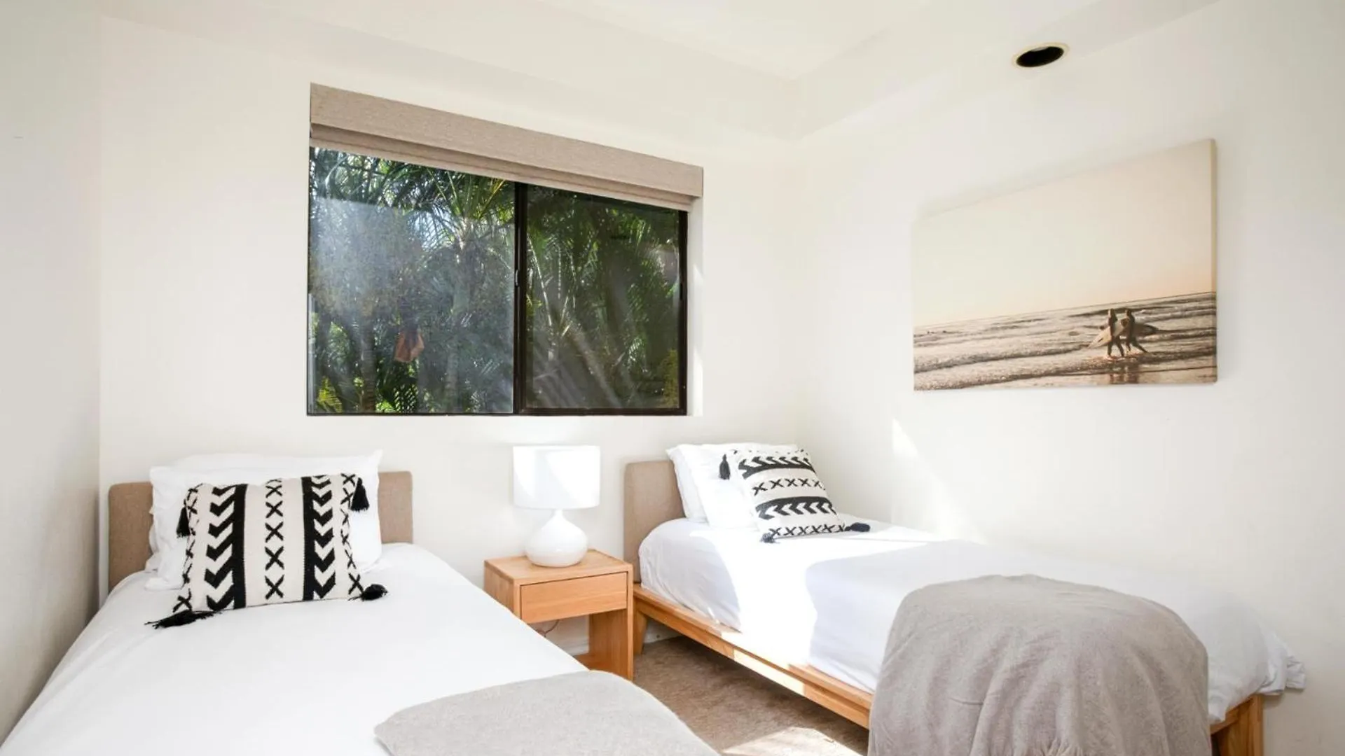 Kbm Resorts Free Car Residences At Napili Bay Massive 3-Bedroom Condo 30 Seconds From Napili Bay Npg-C11 0*, Kapalua