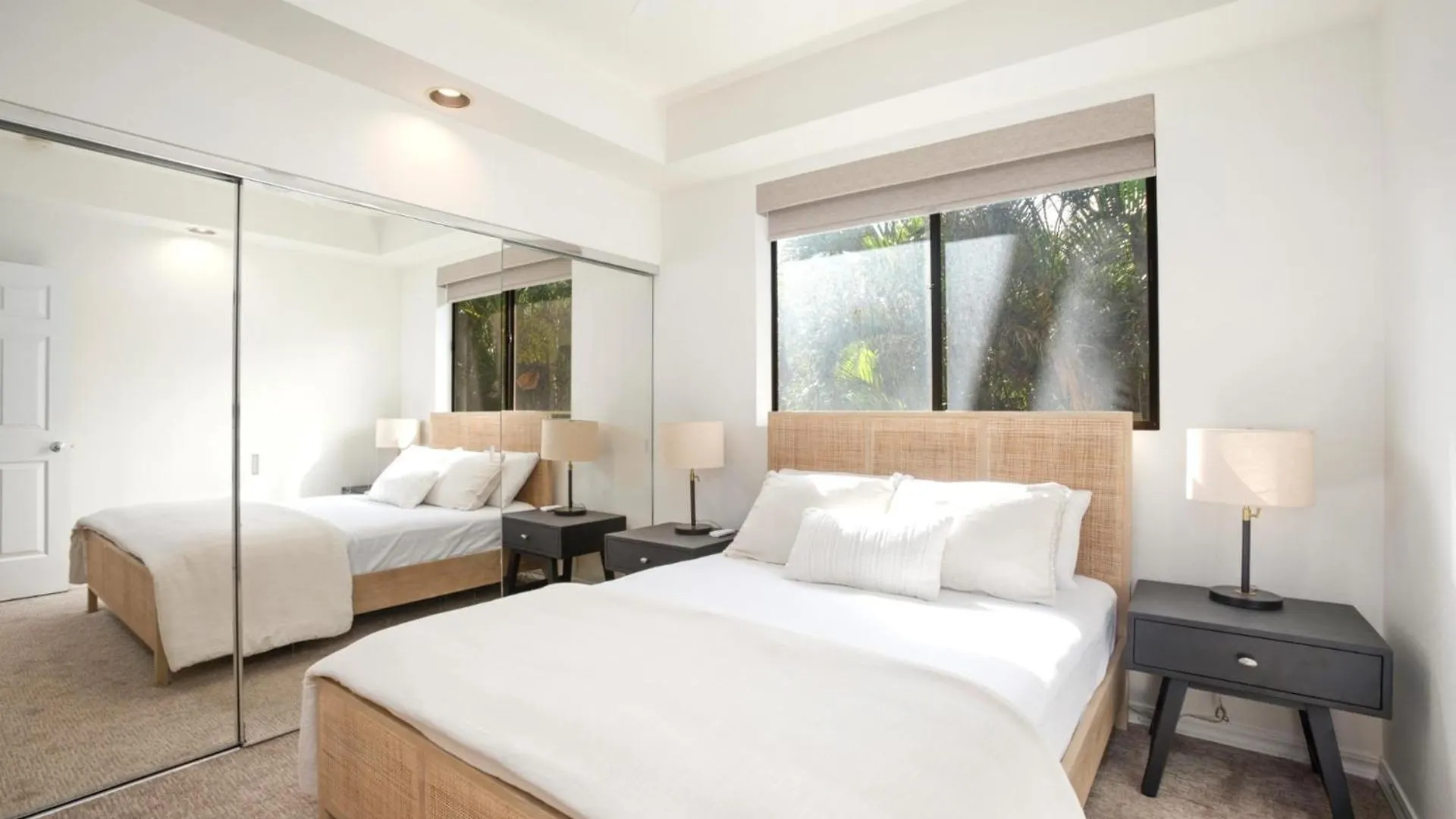 Kbm Resorts Free Car Residences At Napili Bay Massive 3-Bedroom Condo 30 Seconds From Napili Bay Npg-C11 Kapalua